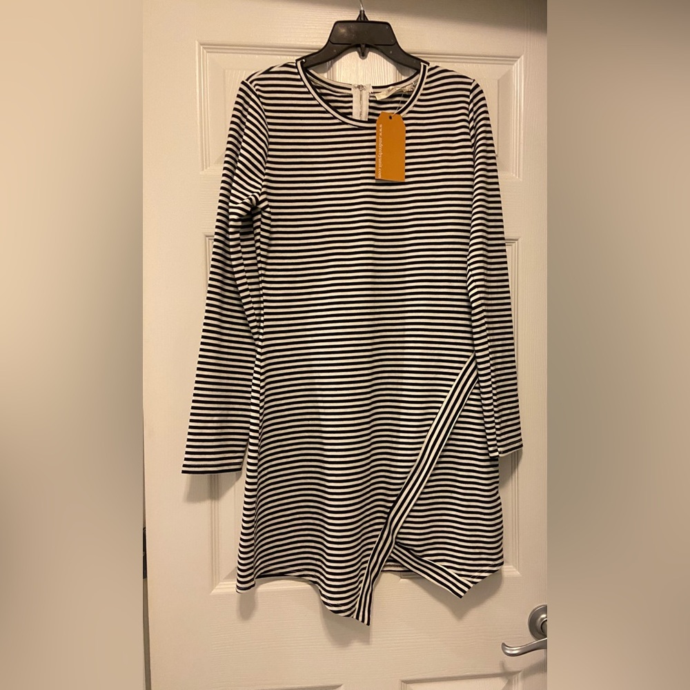 Black and White Tunic Top/Dress